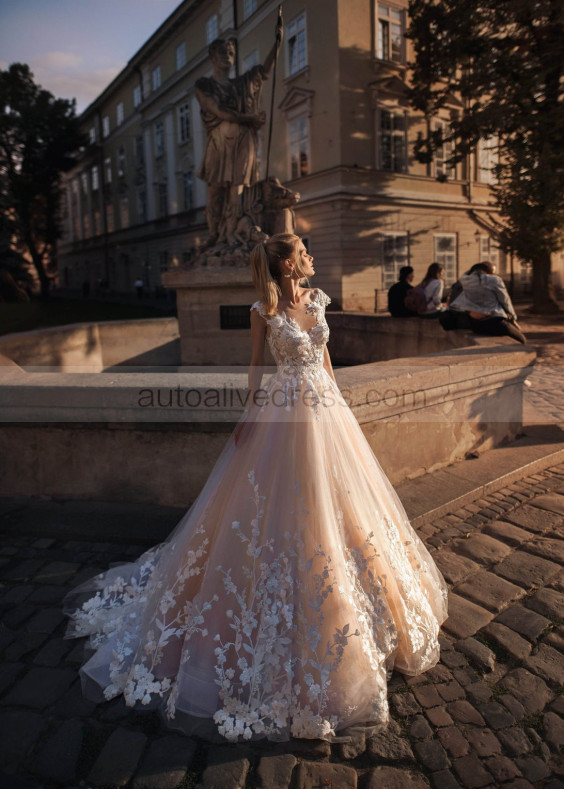 Ivory Lace Tulle Keyhole Back Corset Wedding Dress